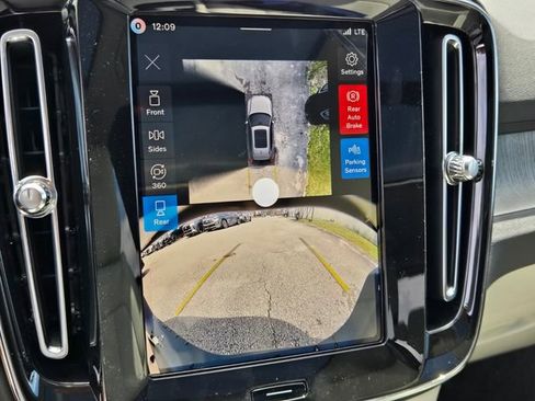 New 2026 Volvo XC40 B5 Ultra AWD/4WD image 23