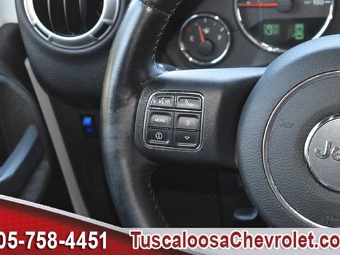 Used 2015 Jeep Wrangler Unlimited Sahara w/ Katzkin Premium Leather Group image 25