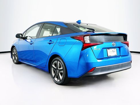 Used 2019 Toyota Prius XLE w/ Carpet Mat Package FWD image 5