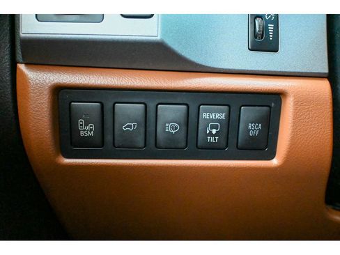 Used 2012 Toyota Sequoia Platinum image 50