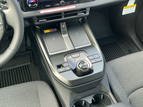 New 2026 Toyota bZ XLE Plus image 19