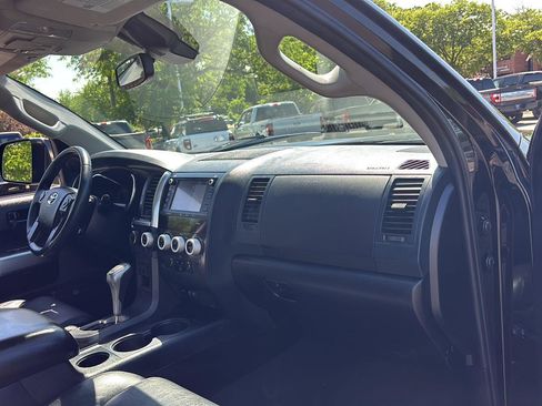 Used 2021 Toyota Sequoia TRD Pro AWD/4WD image 13