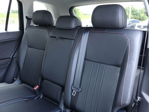 Used 2024 Volkswagen Tiguan Wolfsburg Edition AWD/4WD image 13
