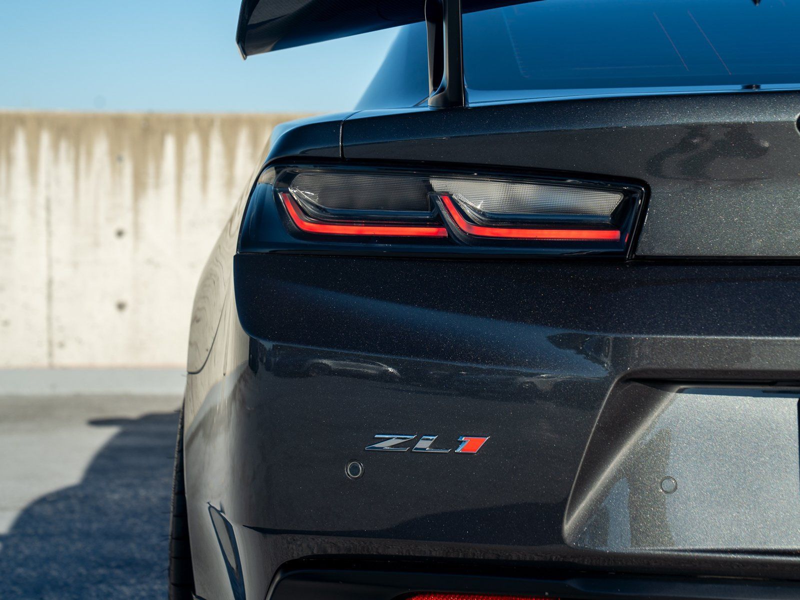 Used 2018 Chevrolet Camaro ZL1 RWD image 11