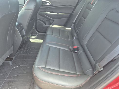 Used 2025 Chevrolet Trax RS w/ Driver Confidence Package FWD image 17