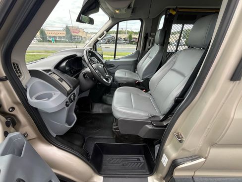 Used 2017 Ford Transit 350 XL image 21