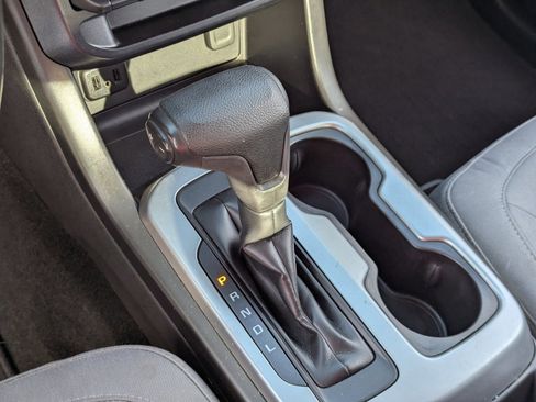 Used 2019 Chevrolet Colorado LT image 30