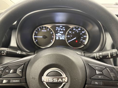 Used 2023 Nissan Kicks S FWD image 27