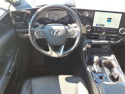 Used 2024 Lexus NX 250 FWD w/ Towing Package (2000 Lbs) image 6