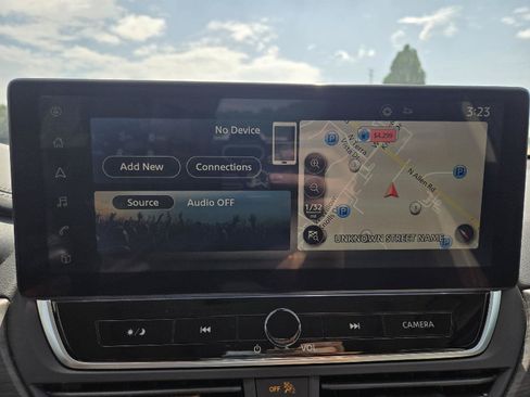 Used 2023 Nissan Altima 2.5 SL FWD image 17
