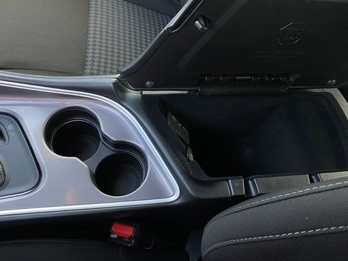 Used 2022 Dodge Challenger R/T image 18