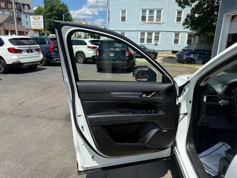 Used 2018 MAZDA CX-5 Touring w/ Preferred Equipment Package AWD/4WD image 39