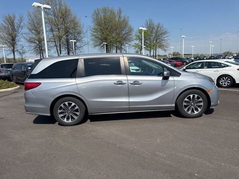 Used 2022 Honda Odyssey EX-L image 9