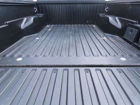 Used 2022 Toyota Tacoma TRD Off-Road image 37