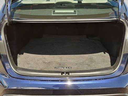 Certified 2023 Toyota Corolla SE w/ Carpet Mat Package (TMS) FWD image 6