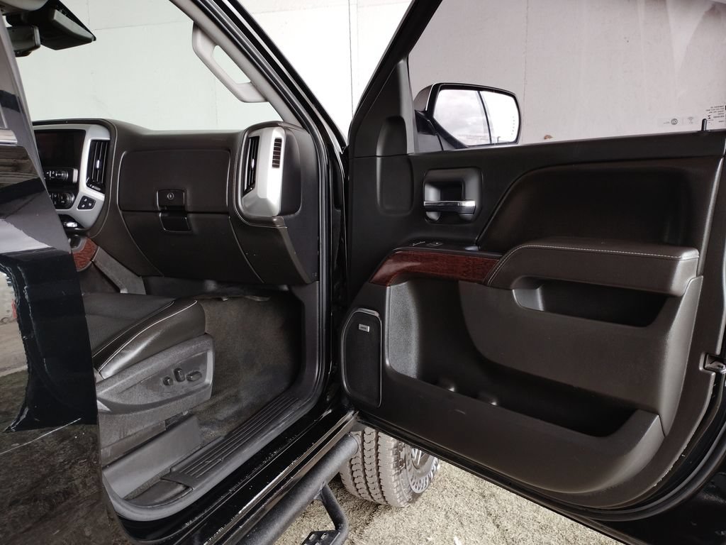 Used 2017 GMC Sierra 1500 SLT AWD/4WD image 10