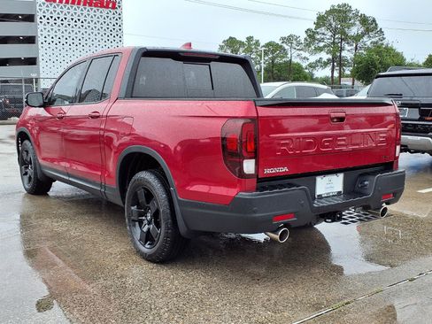 Used 2024 Honda Ridgeline Black Edition image 3