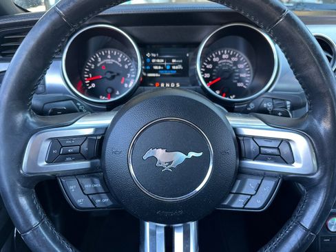 Used 2019 Ford Mustang GT Premium RWD image 20