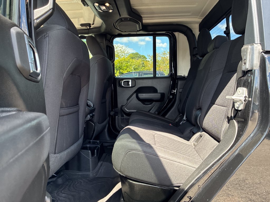 Used 2022 Jeep Gladiator Sport AWD/4WD image 20