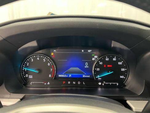 Used 2024 Ford Explorer XLT w/ Equipment Group 202A image 27