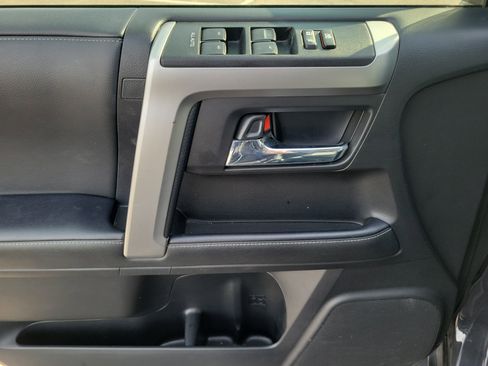 Used 2024 Toyota 4Runner SR5 Premium image 19