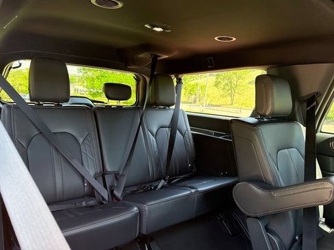Used 2024 Ford Expedition Max Platinum AWD/4WD image 27