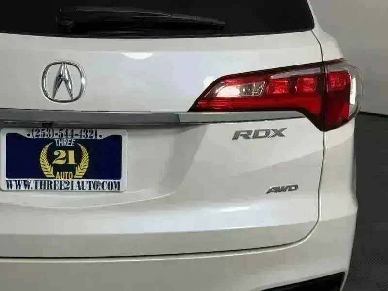 Used 2017 Acura RDX w/ Technology Package AWD/4WD image 10