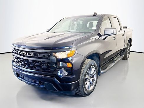 Used 2023 Chevrolet Silverado 1500 Custom RWD image 4