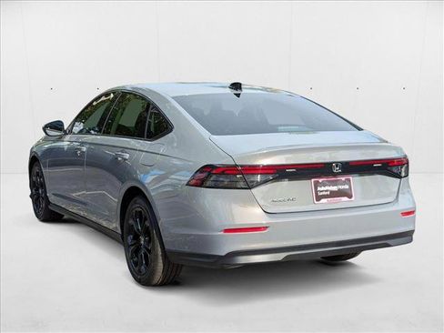 New 2025 Honda Accord SE image 9
