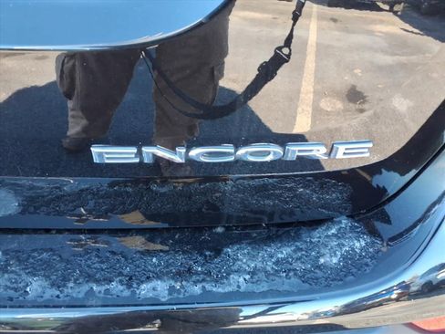 Used 2020 Buick Encore Sport Touring w/ Safety Package image 7