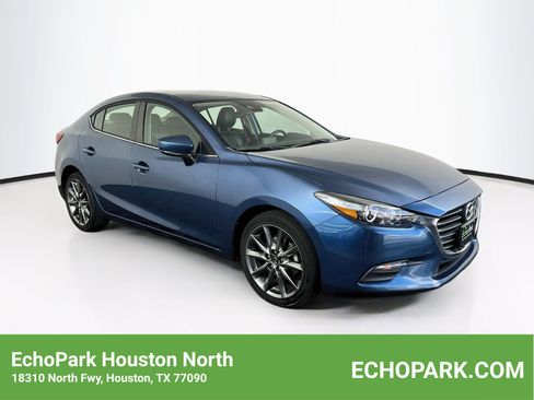 Used 2018 MAZDA MAZDA3 Touring FWD image 1