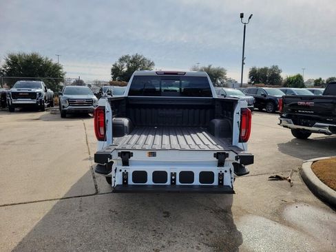 New 2026 GMC Sierra 1500 SLT w/ SLT Premium Plus Package RWD image 8