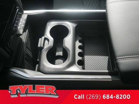 New 2026 RAM 1500 4x4 Crew Cab image 41