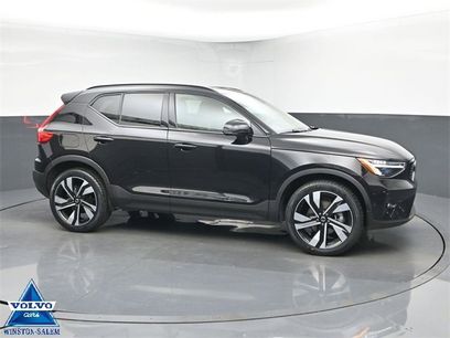 Used 2024 Volvo XC40 B5 Plus w/ Climate Package