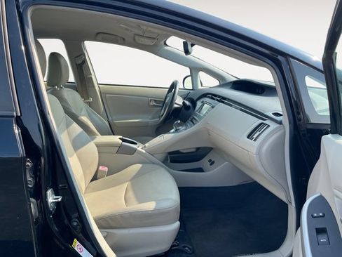 Used 2012 Toyota Prius Four FWD image 15