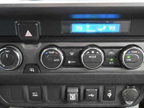 Used 2023 Toyota Tacoma TRD Off-Road image 22