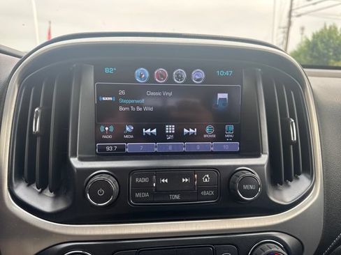 Used 2017 GMC Canyon SLT w/ Driver Alert Package AWD/4WD image 21