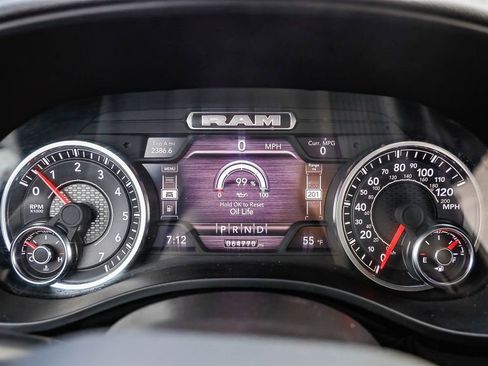 Used 2024 RAM 1500 Laramie RWD image 27