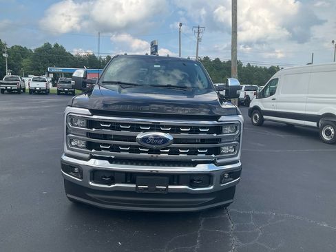 New 2026 Ford F250 Lariat w/ Chrome Package AWD/4WD image 2
