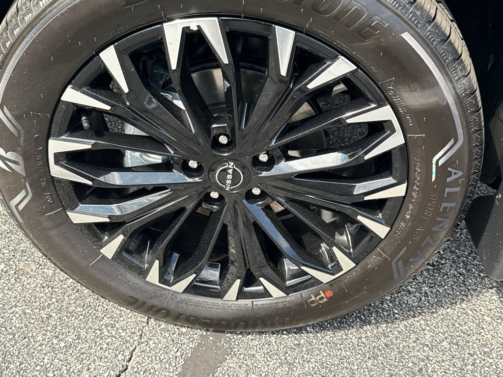 New 2026 Nissan Rogue Dark Armor AWD/4WD image 9