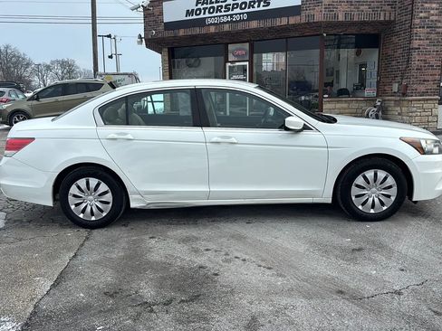 Used 2012 Honda Accord LX image 13