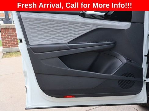Used 2023 Volkswagen Taos S w/ Driver Assistance Package FWD image 36