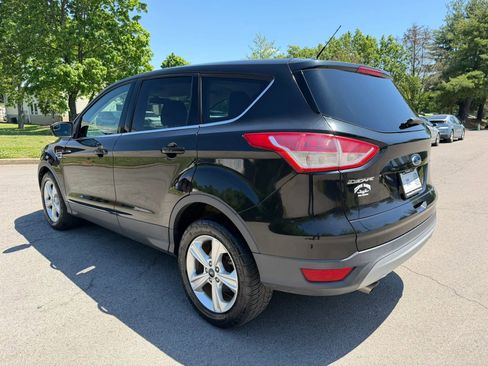 Used 2015 Ford Escape SE FWD image 6