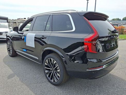 New 2026 Volvo XC90 B5 Plus image 3