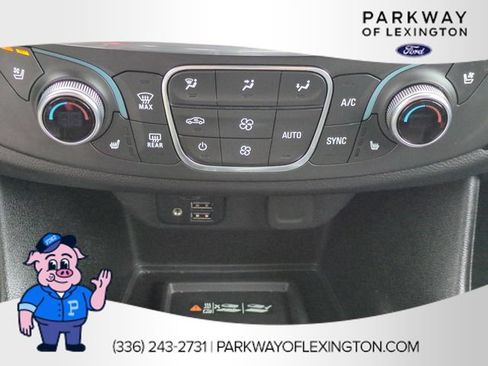 Used 2023 Chevrolet Traverse Premier w/ Redline Edition FWD image 25