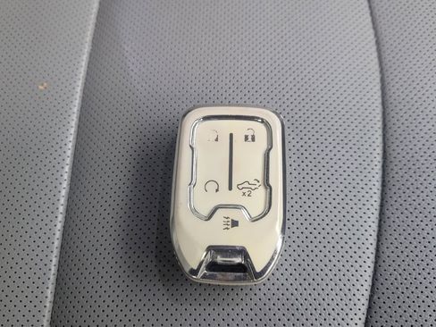 Used 2020 GMC Terrain SLT w/ Preferred Package FWD image 32