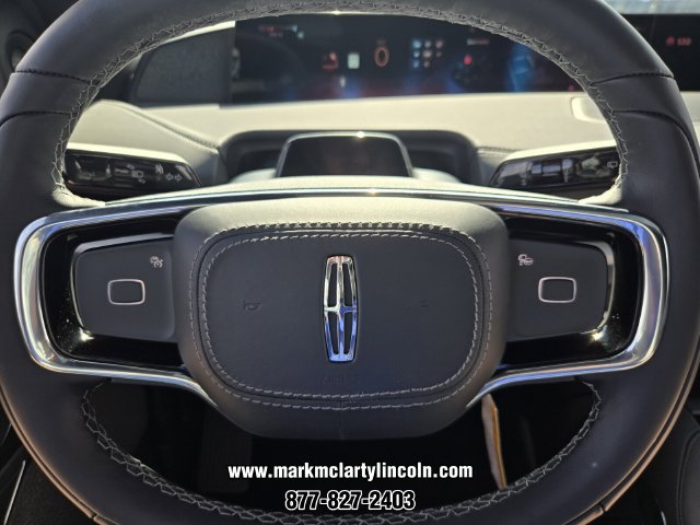 New 2027 Lincoln Navigator Reserve w/ Jet Appearance Package AWD/4WD image 21