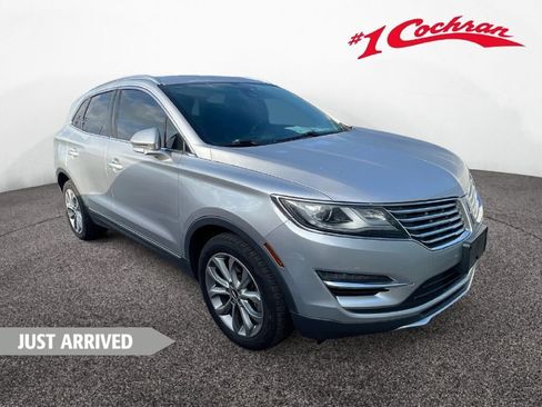 Used 2017 Lincoln MKC Select w/ Select Plus Package AWD/4WD image 1