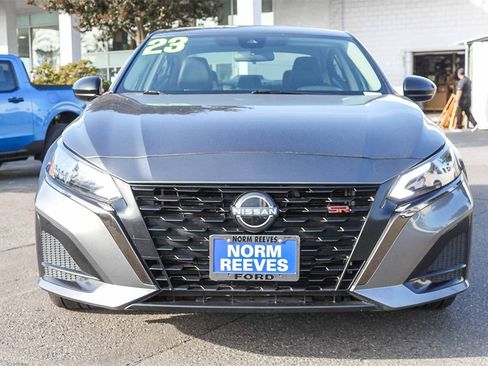 Used 2023 Nissan Altima 2.5 SR image 2