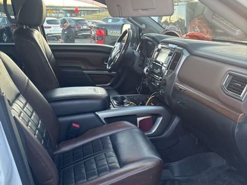Used 2017 Nissan Titan Platinum Reserve image 24